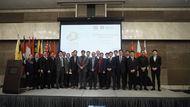 4th-froum-group photo